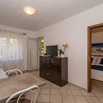 Sanmichel Apartman *