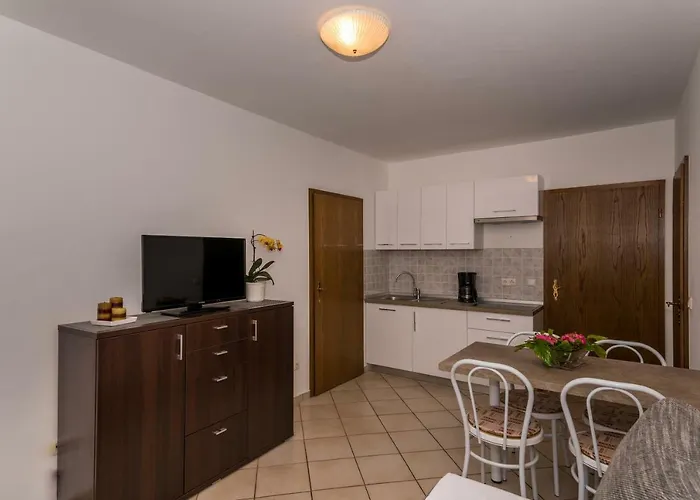 Sanmichel Apartman *